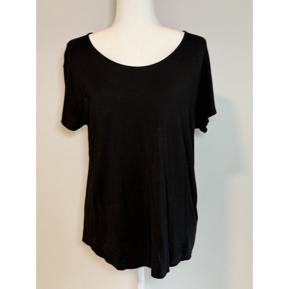 Lucy & Laurel Top Women's Medium Black Short Sleeve T-Shirt Tee